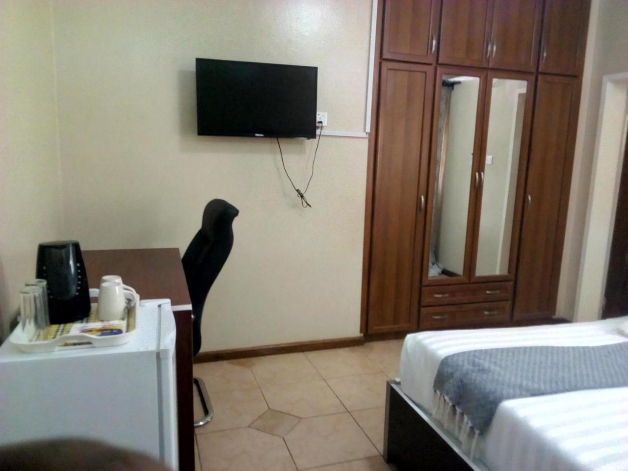 Zenith Lodge Λουσάκα Εξωτερικό φωτογραφία