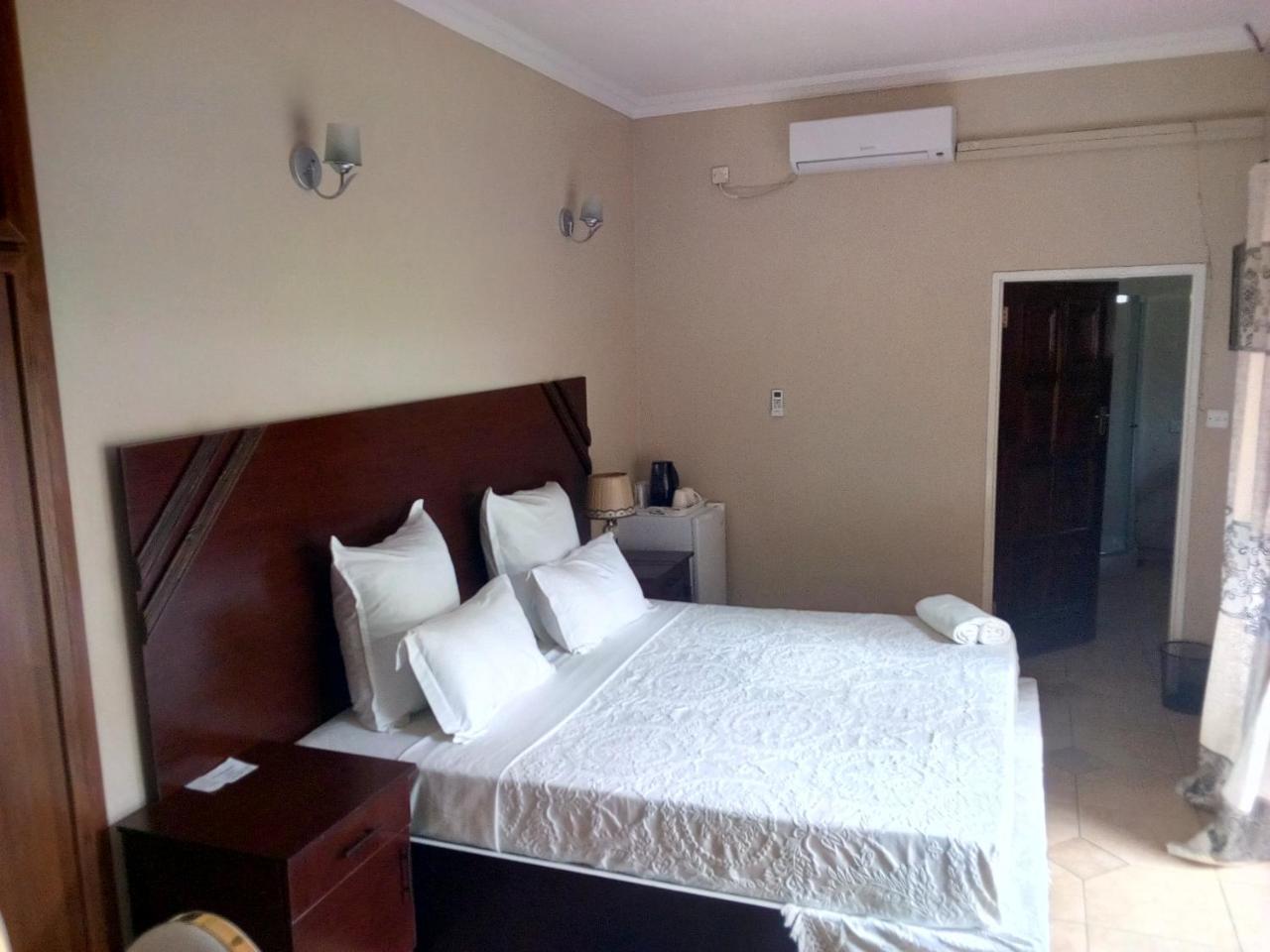 Zenith Lodge Λουσάκα Εξωτερικό φωτογραφία
